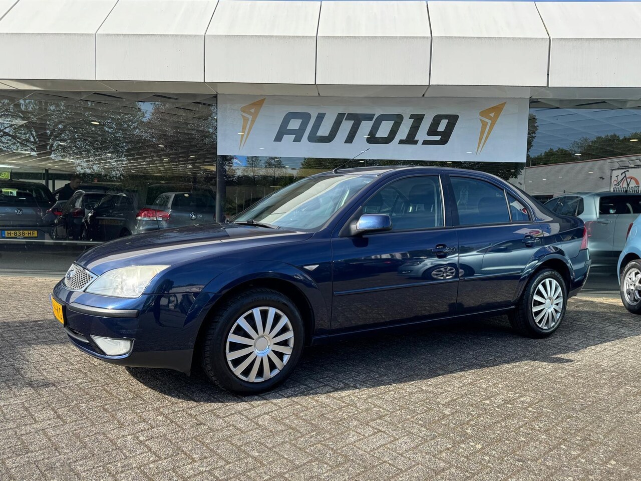 Ford Mondeo - 1.8-16V Trend 1.8-16V Trend - AutoWereld.nl