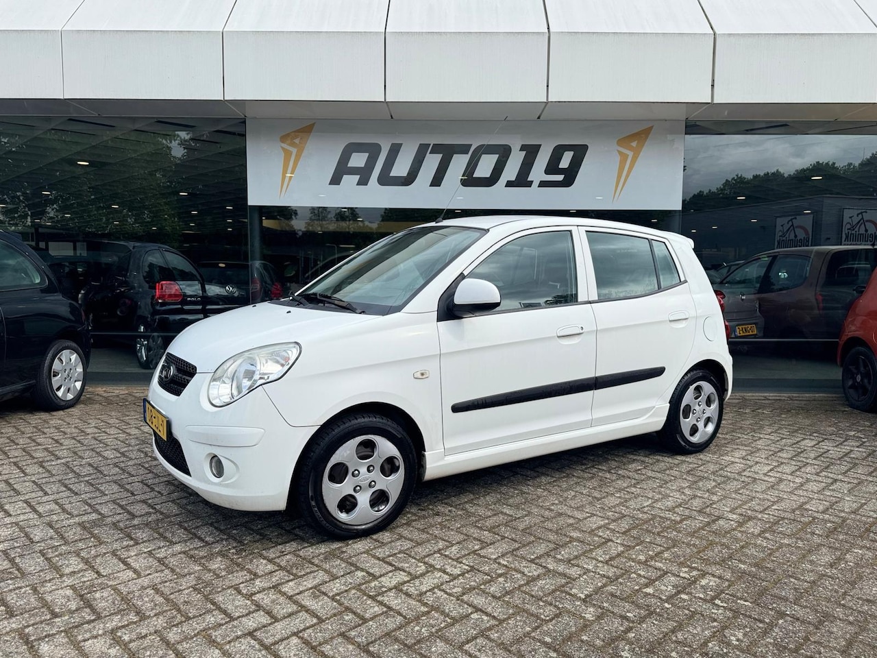 Kia Picanto - 1.1 Fifteen | EXPORT PRIJS | - AutoWereld.nl