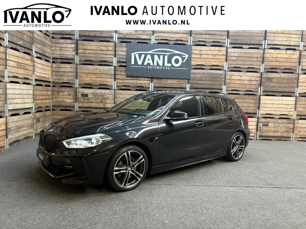 BMW 1-serie - 118i High Executive Edition M sport Pano HUD Performance Stoelen 18"LM - AutoWereld.nl