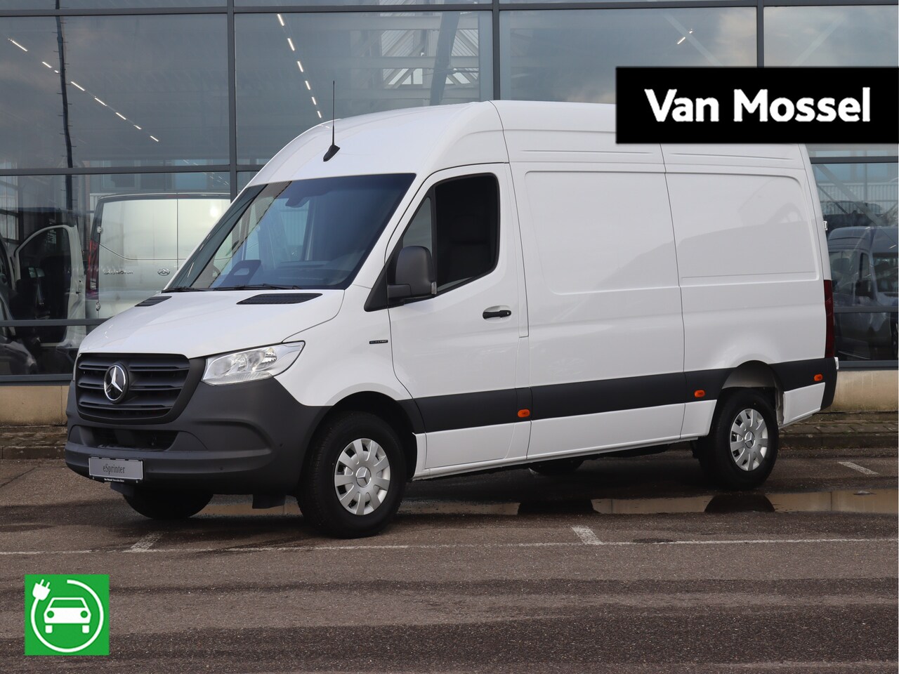 Mercedes-Benz eSprinter - 320 L2 Pro 81kWh 320 L2 Pro 81kWh - AutoWereld.nl