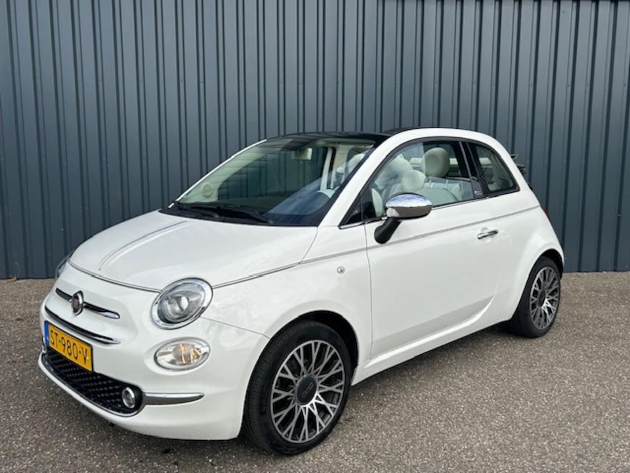 Fiat 500 C - TwinAir Turbo 80pk Collezione | Navigatie | Lichtmetalen velgen | Cruise control | - AutoWereld.nl
