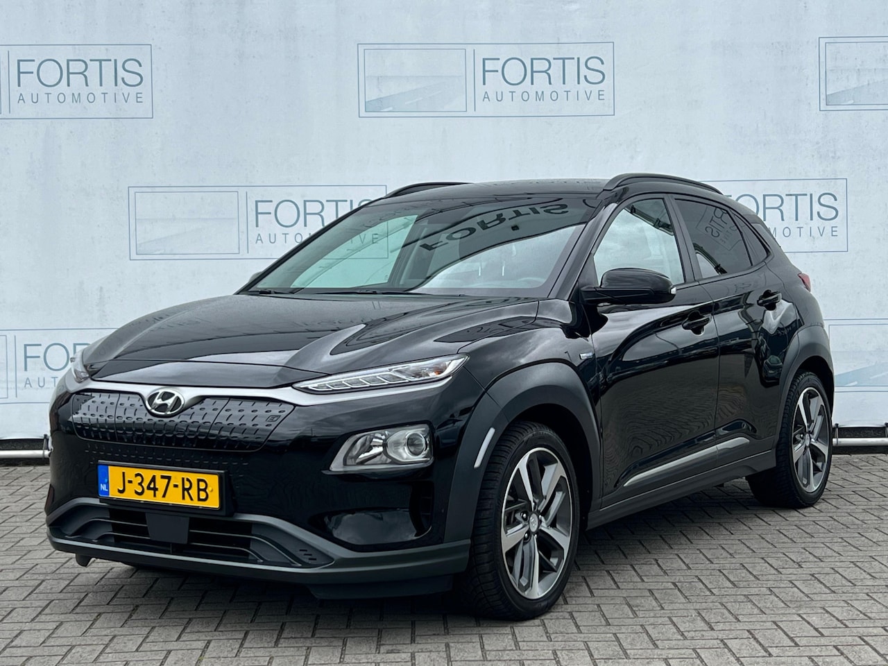 Hyundai Kona Electric - EV Fashion 64 kWh NL-AUTO| NAVI | HOGE INSTAP - AutoWereld.nl