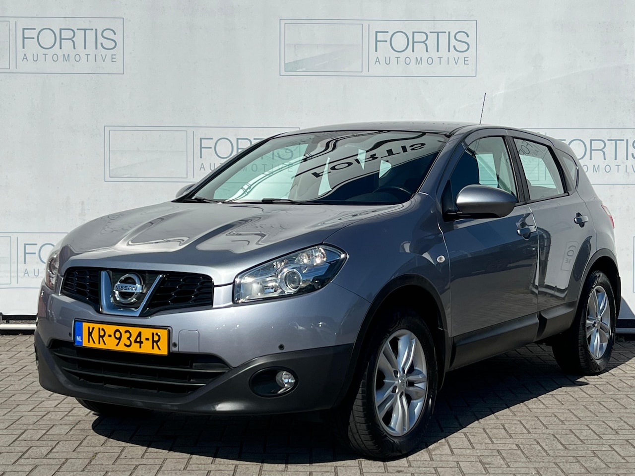 Nissan Qashqai - 2.0 Acenta NL AUTO | TREKHAAK | CAMERA | NAVI | - AutoWereld.nl