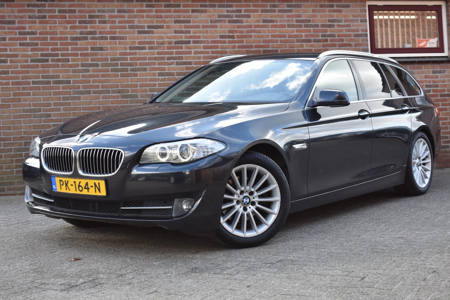 BMW 5-serie Touring - 520d High Executive '11 Xenon Leder Clima Navi Cruise - AutoWereld.nl