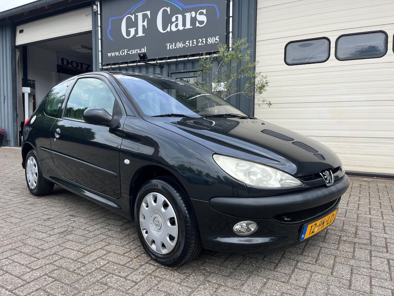Peugeot 206 - 1.4 Gentry 2004 APK AIRCO - AutoWereld.nl