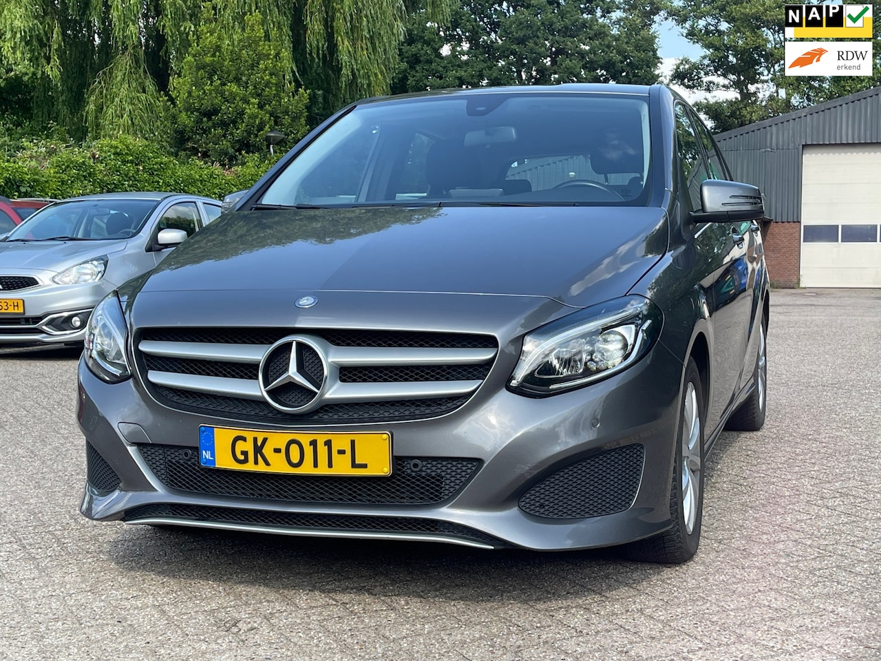 Mercedes-Benz B-klasse - 180 Ambition 1e eigenaar, APK 06-2026! - AutoWereld.nl