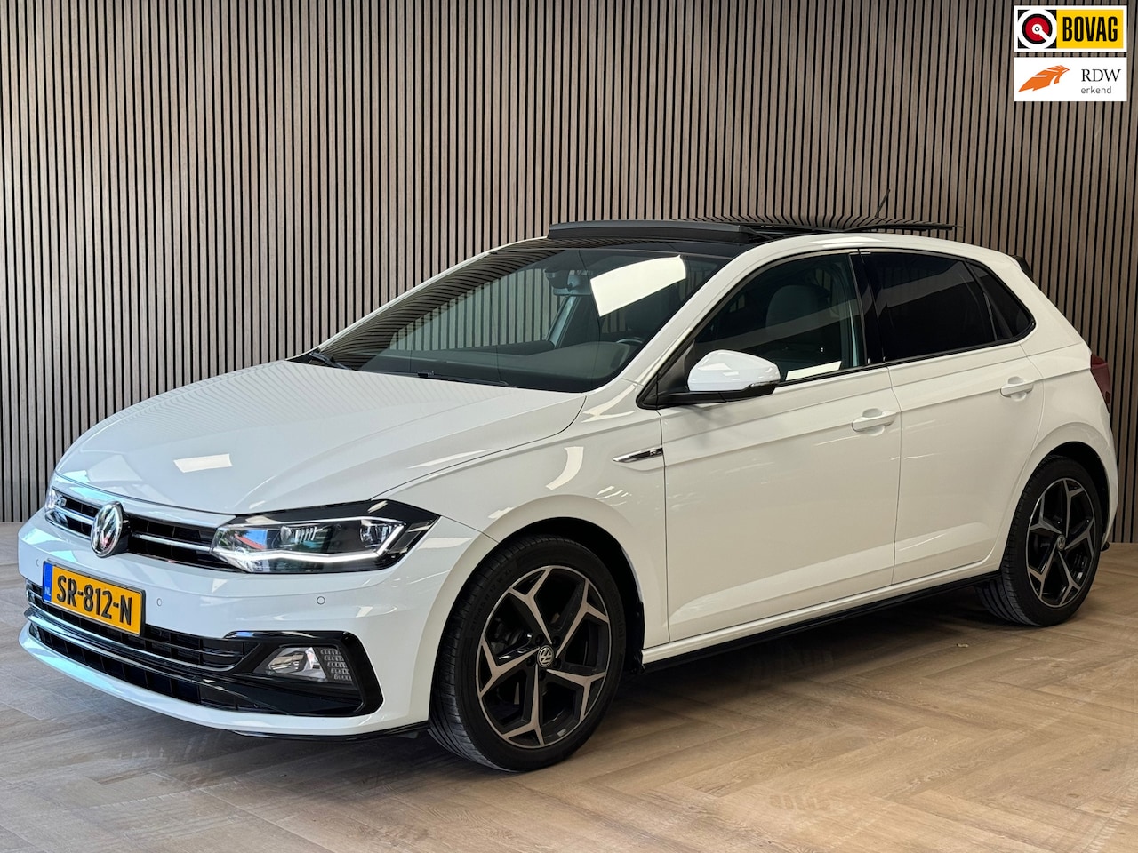 Volkswagen Polo - 1.0 TSI 116PK Highline R-Line PANORAMADAK NAVIGATIE APPLE CARPLAY - AutoWereld.nl