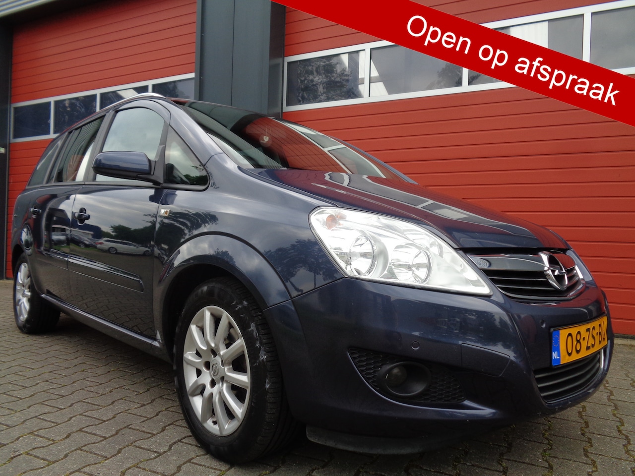 Opel Zafira - 1.8 Temptation Automaat 141PK Clima Navi Cruise 131DKm NAP 2De-Eigenaar NL-Auto !!! - AutoWereld.nl