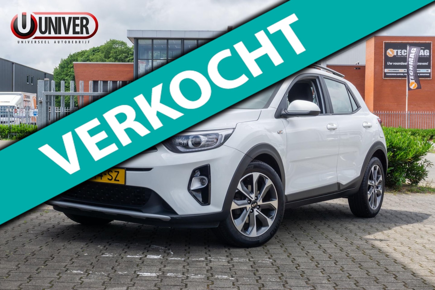 Kia Stonic - 1.0 T-GDi DynamicLine CAMERA/PDC/CRUISE/APPLE CARPLAY - AutoWereld.nl