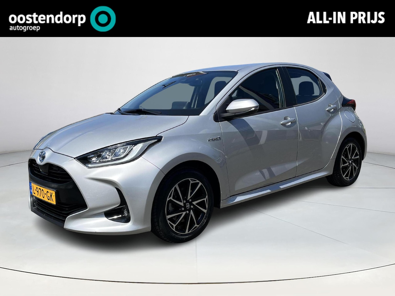 Toyota Yaris - 1.5 Hybrid Dynamic | Navigatie | Licht metalen velgen | Keyless entry | LED koplampen | - AutoWereld.nl