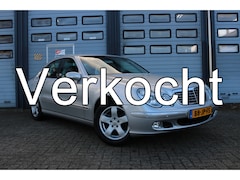 Mercedes-Benz E-klasse - 240 Elegance Autom Youngtimer Xenon Navi Pdc Ecc Bj:2002