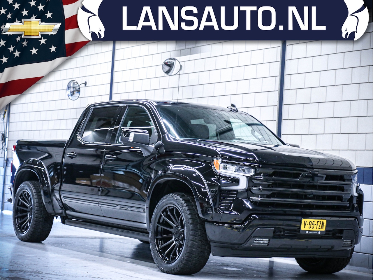 Chevrolet Silverado - High Country Blacked Out | Trainhorn! | 1e eigenaar + nieuw geleverd Widebody - AutoWereld.nl