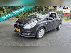 Opel Corsa - 1.4-16V Enjoy NETTE AUTO RIJDT EN SCHAKELT GOED