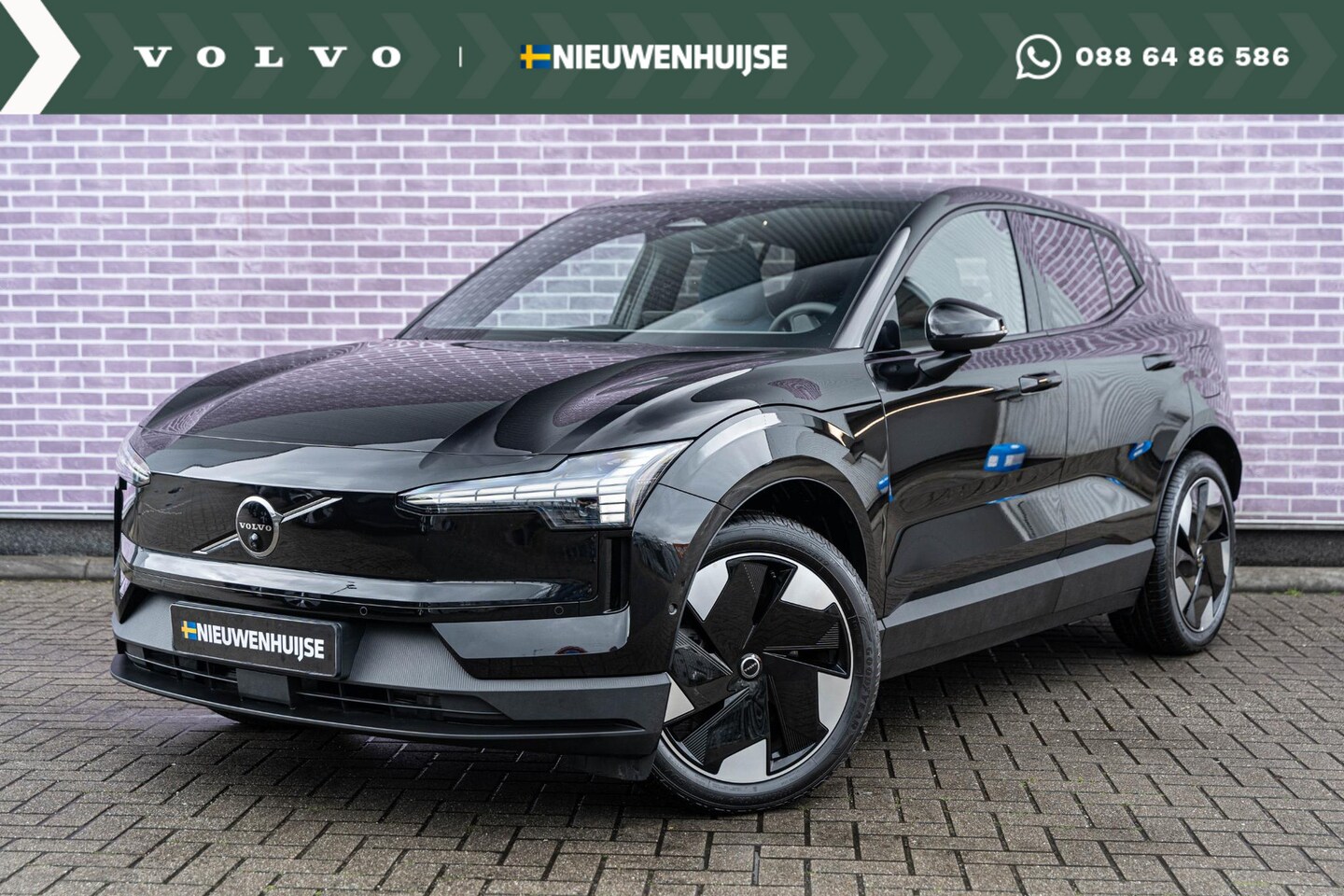 Volvo EX30 - Twin Motor Performance Ultra AWD | Stoel-/stuurverwarming | 360 Camera | Elektr. stoelvers - AutoWereld.nl