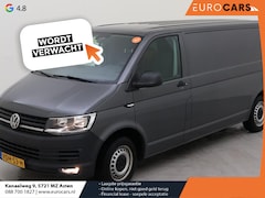 Volkswagen Transporter - 150pk automaat L2 Comfortline Executive + Trekhaak Navigatie Apple Carplay Sortimo inbouw