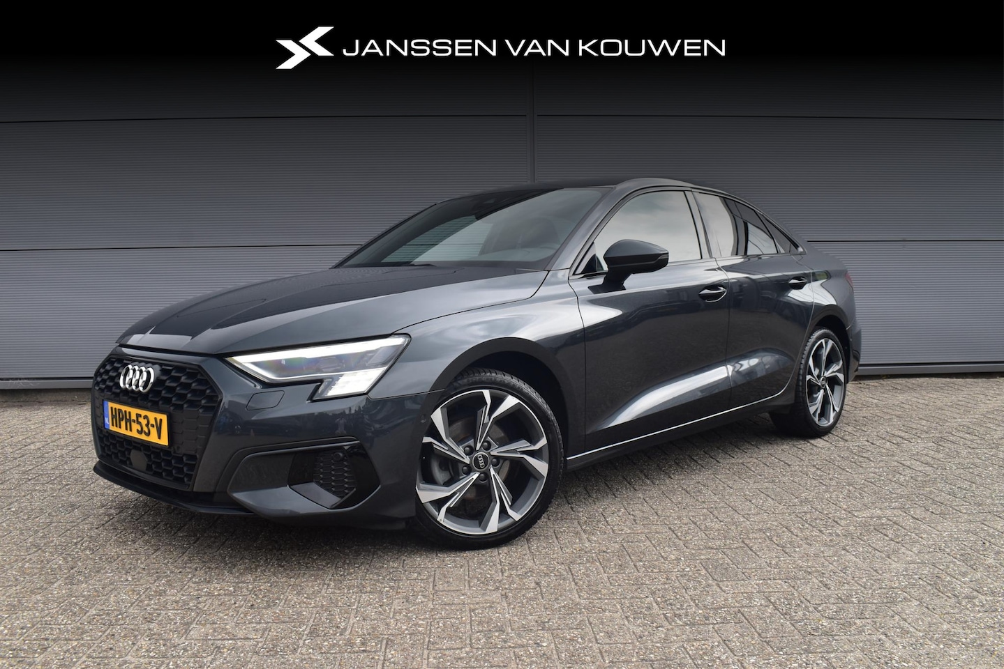 Audi A3 Limousine - 35 TFSI edition one 35 TFSI edition one - AutoWereld.nl
