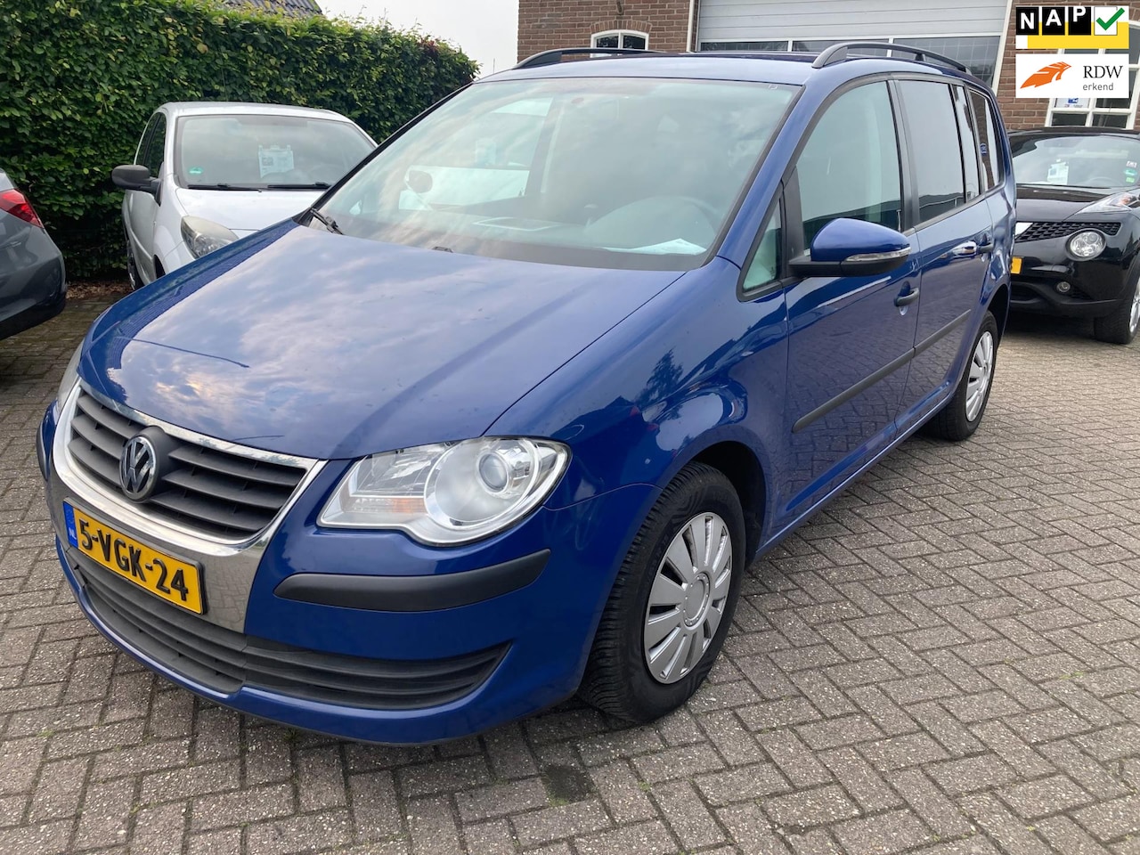 Volkswagen Touran - 1.9 TDI Comfortline bj 2010 BTW auto, Youngtimer bijtelling vriendelijk - AutoWereld.nl