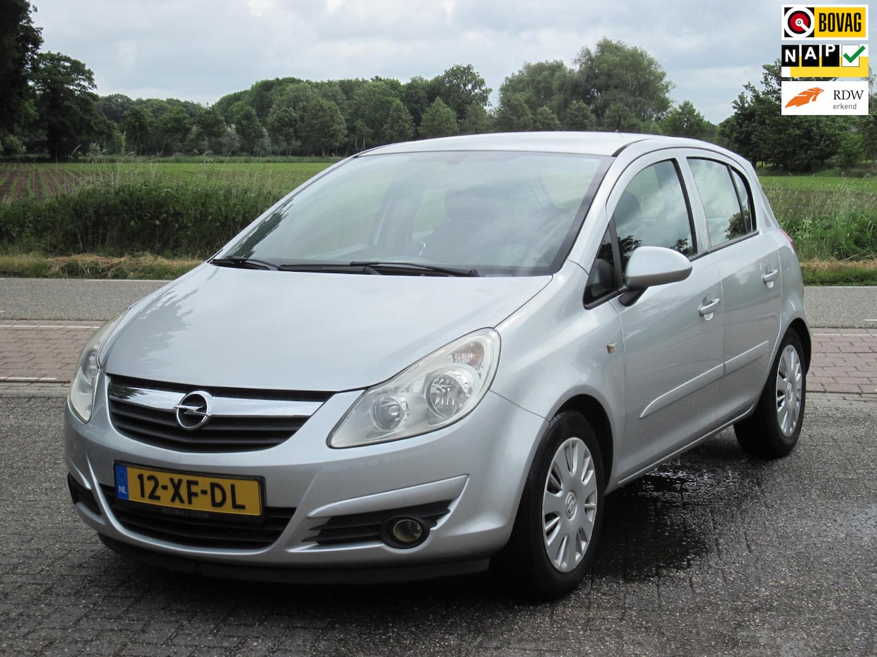Opel Corsa - 1.2-16V Enjoy 1.2-16V Enjoy - AutoWereld.nl
