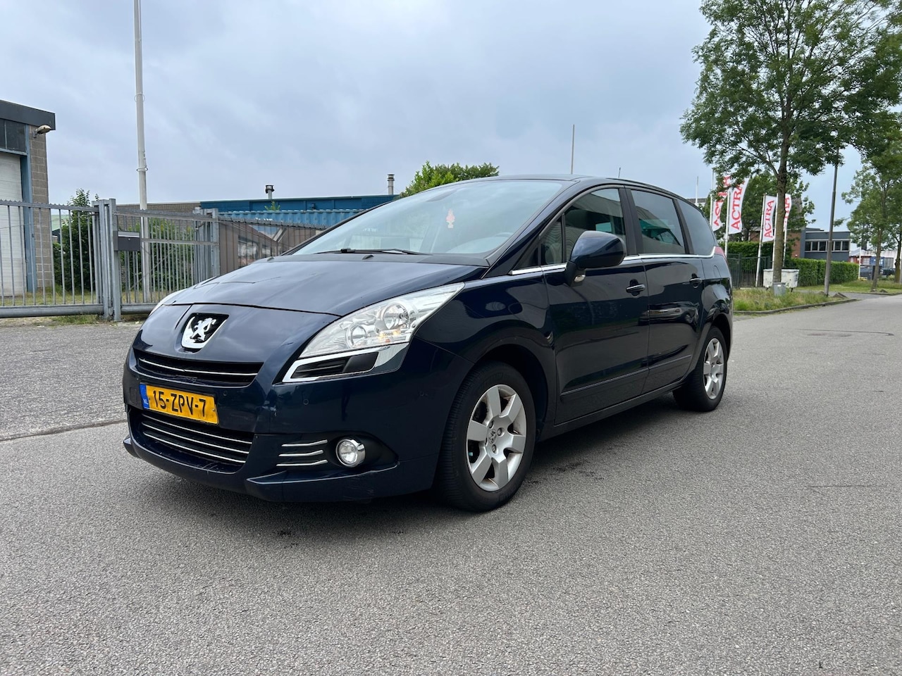 Peugeot 5008 - 1.6 THP ST 7p. 1.6 THP ST 7p. - AutoWereld.nl