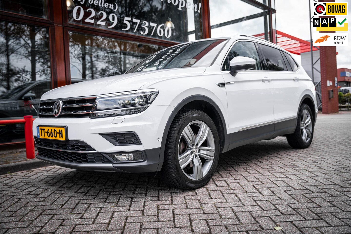 Volkswagen Tiguan Allspace - 1.4 TSI Highline 7p | Automaat | Trekhaak | Carplay | Headup Display | Virtual cockpit | L - AutoWereld.nl