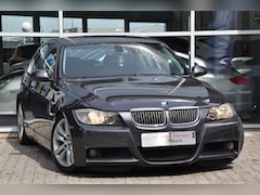 BMW 3-serie - 325i Executive Airco Leder Pdc Youngtimer