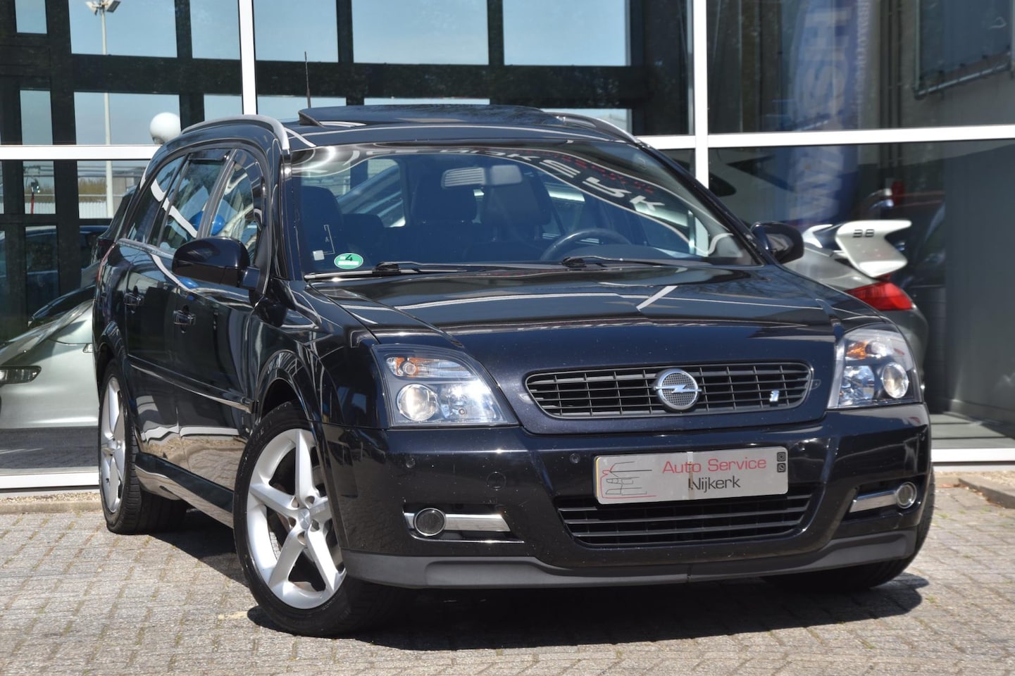 Opel Vectra Wagon - 2.0 Turbo V-Line Airco Leder Xenon Trekhaak Pdc Youngtimer - AutoWereld.nl