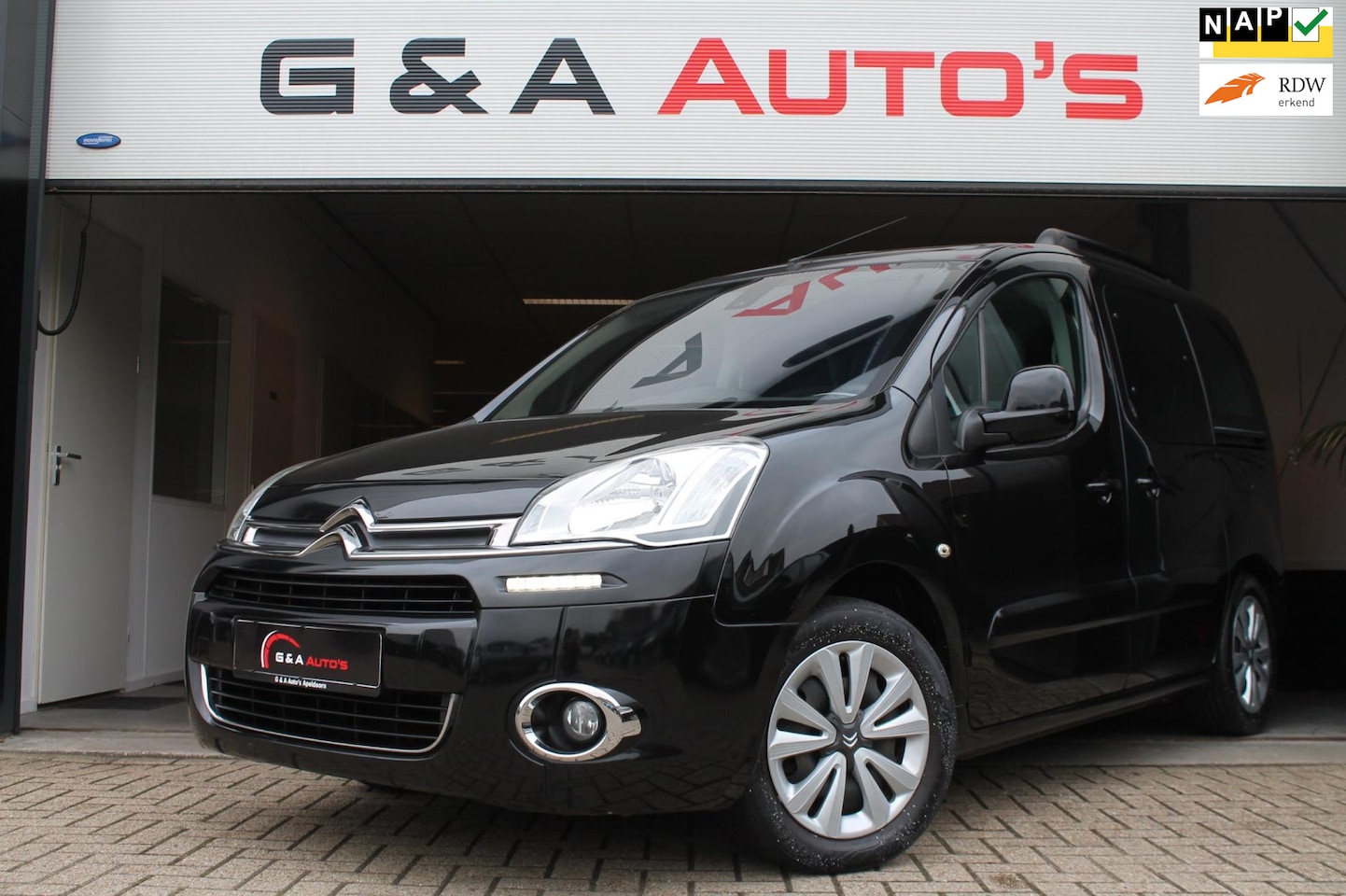 Citroën Berlingo - 1.6 AIRCO /PANO / CRUISE CTRL / STOELVERW / PDC - AutoWereld.nl