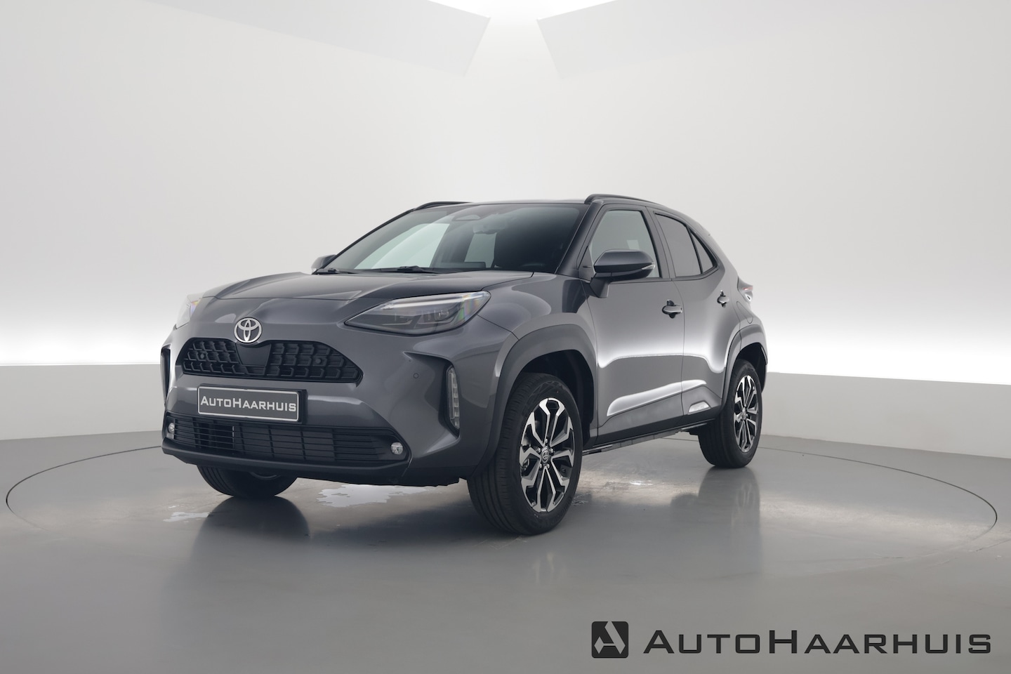 Toyota Yaris Cross - 1.5 Hybrid Teamplayer 130pk | Winter pack | Safety pack | Navi | Adapt. Cruise | Camera | - AutoWereld.nl