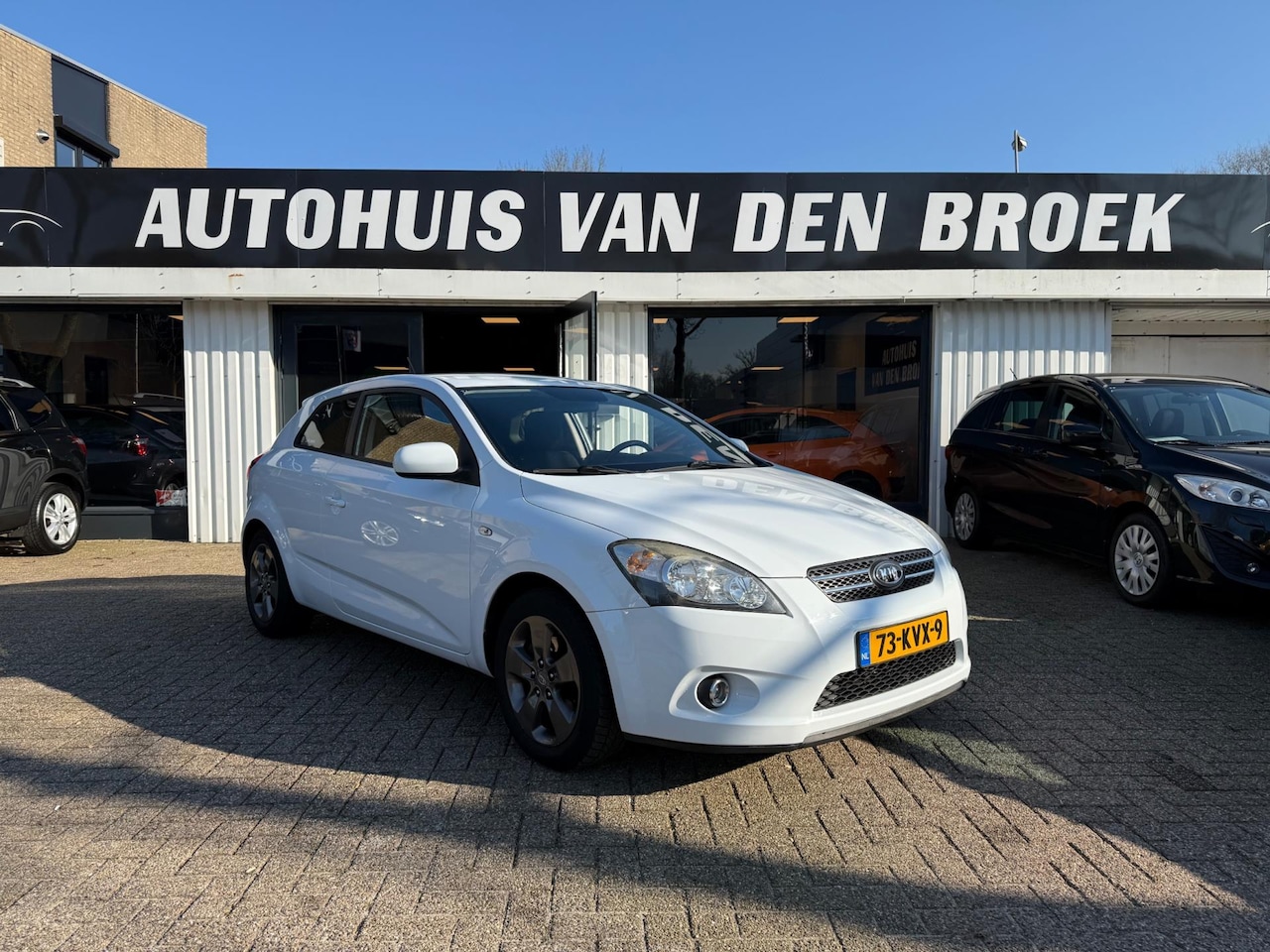 Kia Pro cee'd - 1.4 CVVT X-ecutive Airco Cruise Climate Ctr Trekh Bluetooth Lmv Elek Pakket Nw Apk 02-04-2 - AutoWereld.nl