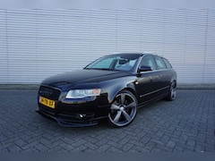 Audi A4 Avant - 3.2 FSI quattro Pro Line Airco / Cruise / Navi / Trekhaak / Parkeers