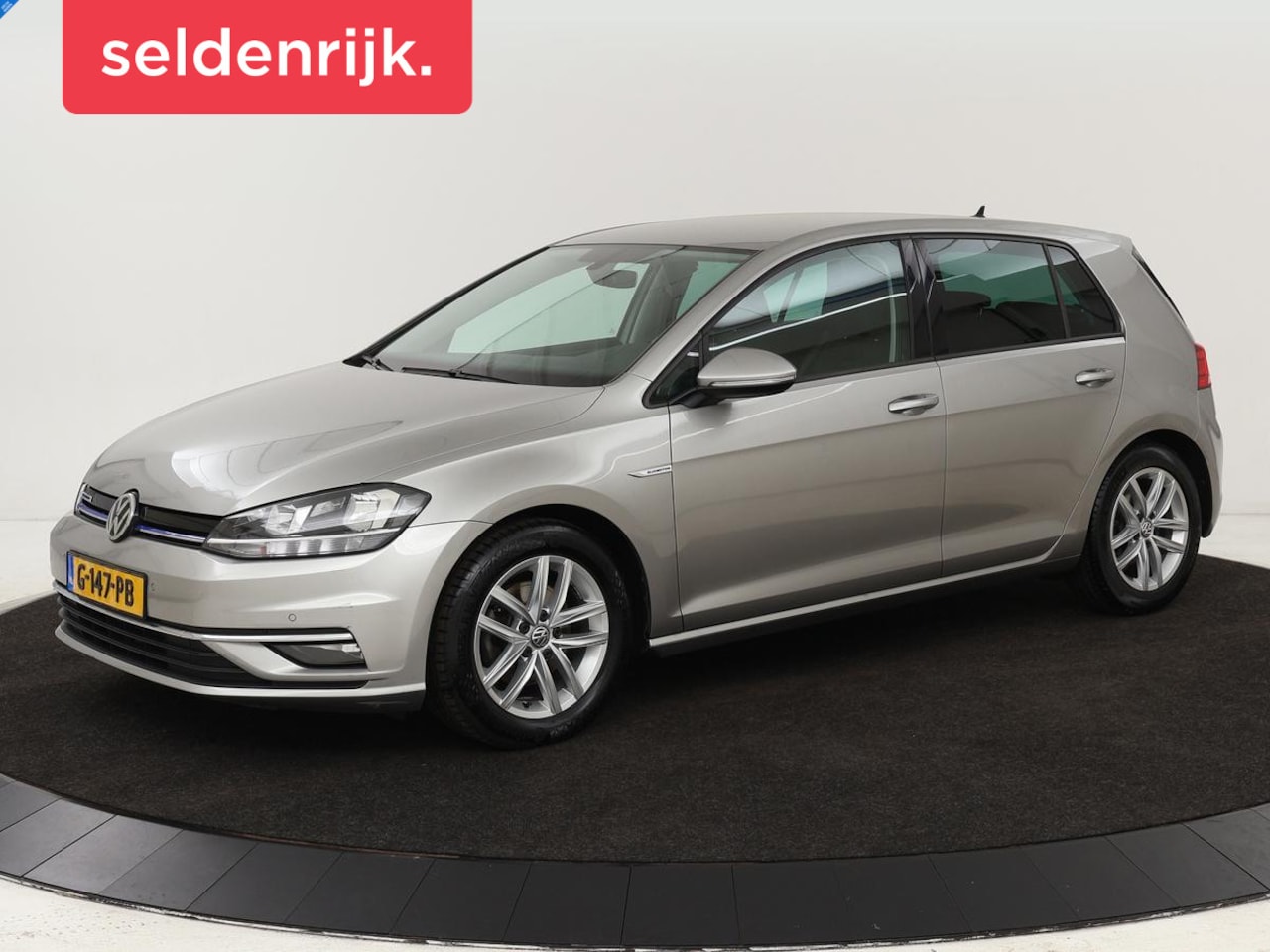 Volkswagen Golf - 1.5 TSI Comfortline | Trekhaak | Carplay | Adaptive cruise | Navigatie | Parkeerhulp | Cli - AutoWereld.nl