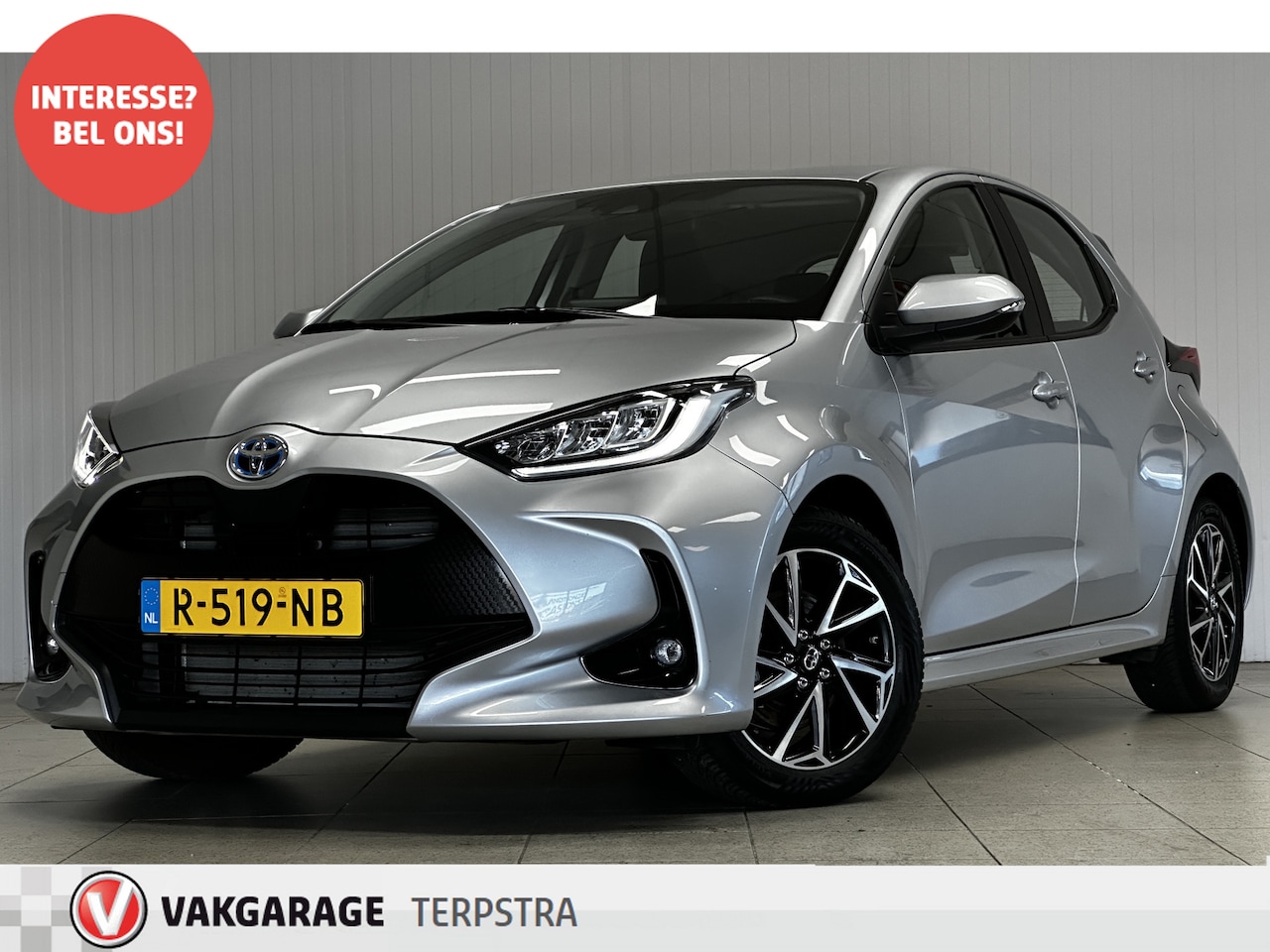 Toyota Yaris - 1.5 Hybrid Dynamic/ Keyless/ 15'' LMV/ LED Koplampen/ DAB+/ Lane-Assist./ Camera/ Clima/ C - AutoWereld.nl