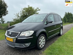 Volkswagen Touran - 1.4 TSI Highline 7 persoons