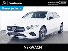 Mercedes-Benz A-klasse - 250e Luxury-Line / Stoelverwarming / 360Graden-Camera / Panorama-schuifdak / Night-Pakket