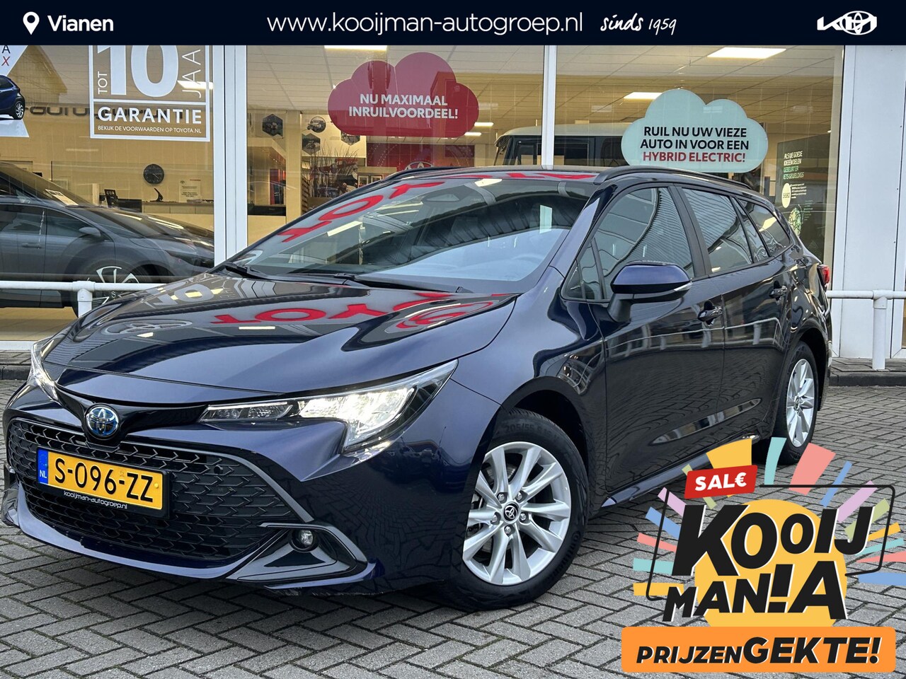 Toyota Corolla Touring Sports - Hybrid 140 Active , DEMO! Vraag naar de beschikbaarheid voor deze auto. - AutoWereld.nl