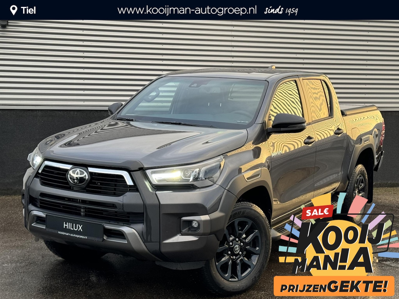 Toyota HiLux - 2.8 D-4D Double Cab Invincible Grijs kenteken! Nieuw en direct rijden! INCL. Tonneau Cover - AutoWereld.nl