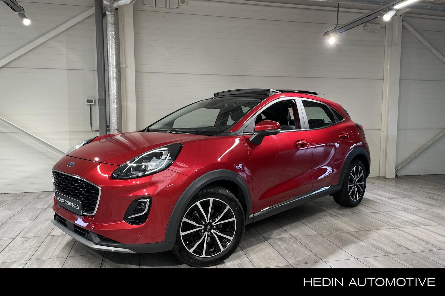 Ford Puma - 1.0 EcoBoost Hybrid 125pk Titanium | Panoramadak | Driver Assistance | Winter Pack | Comfo - AutoWereld.nl