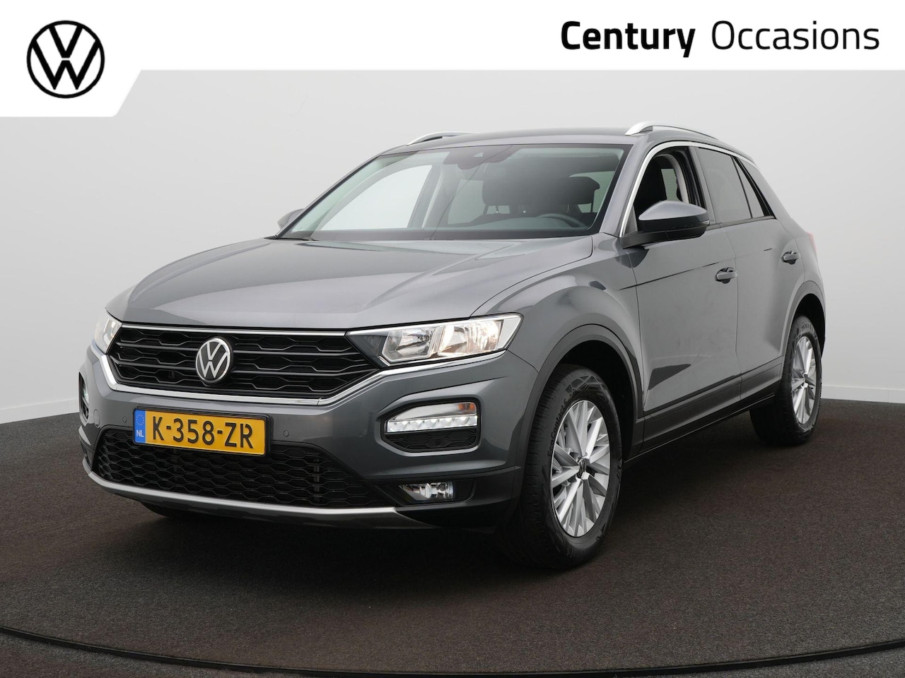 Volkswagen T-Roc - 1.0 TSI Style Navigatie - Clima - Trekhaak - Camera - AutoWereld.nl
