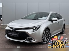 Toyota Corolla Touring Sports - 1.8 Hybrid First Edition Apple Carplay Android Auto, Parkeersensoren voor en achter, camer
