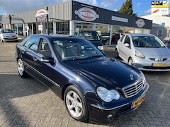 Mercedes-Benz C-klasse - 180 K. Classic(st-bekr, clima, cruise, automaat, bj04, 4499, -)