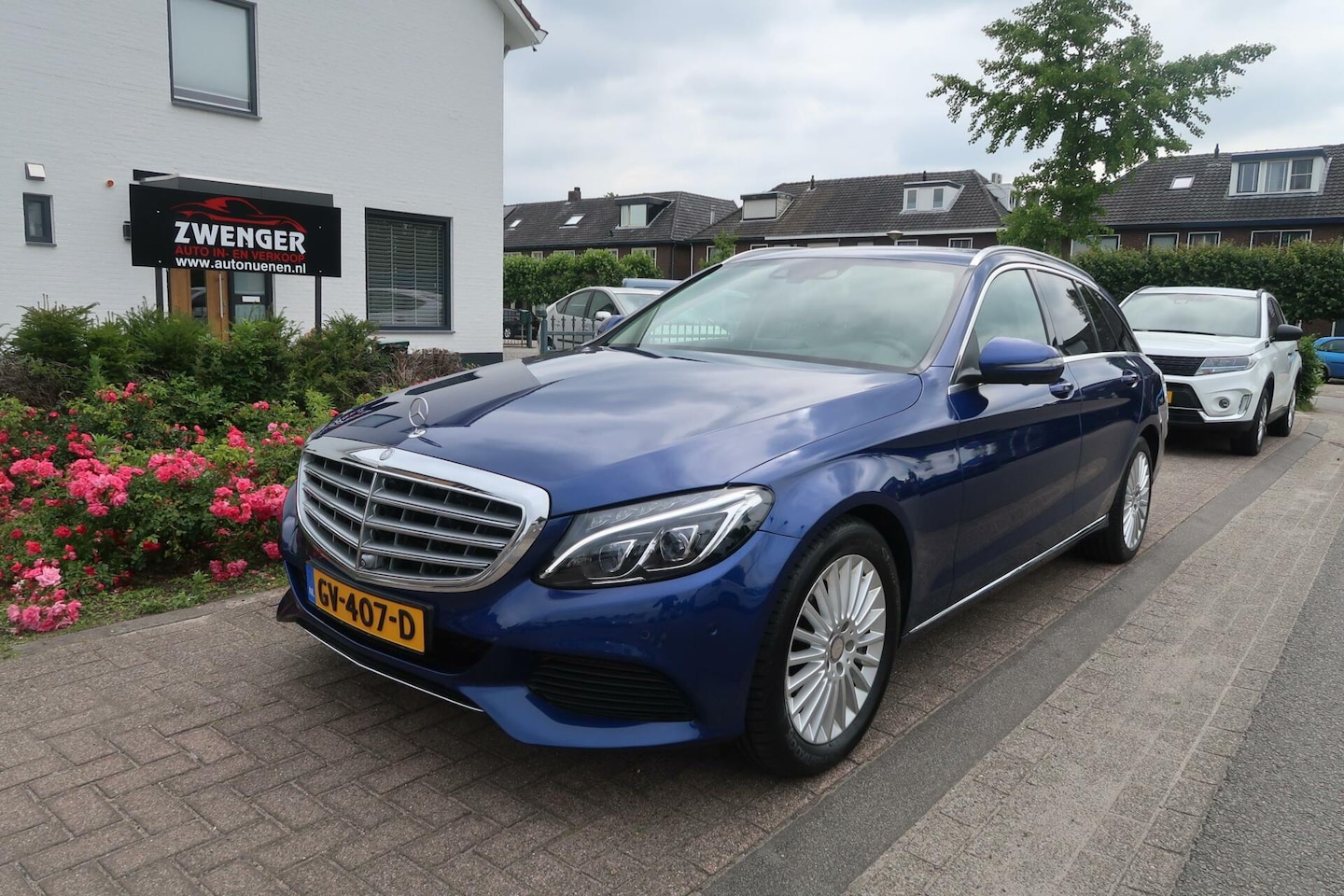 Mercedes-Benz C-klasse Estate - 350 e HEAD-UP|MEMORY|360CAMERA|BURMESTER|NAVIGATIE|DEALER ONDERHOUDEN - AutoWereld.nl