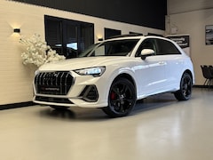Audi Q3 - 35 TFSI S-Line |Sfeerverlichting| Keyless|CarPlay|Nav|Xenon|Virtual |Stoelverwarming|