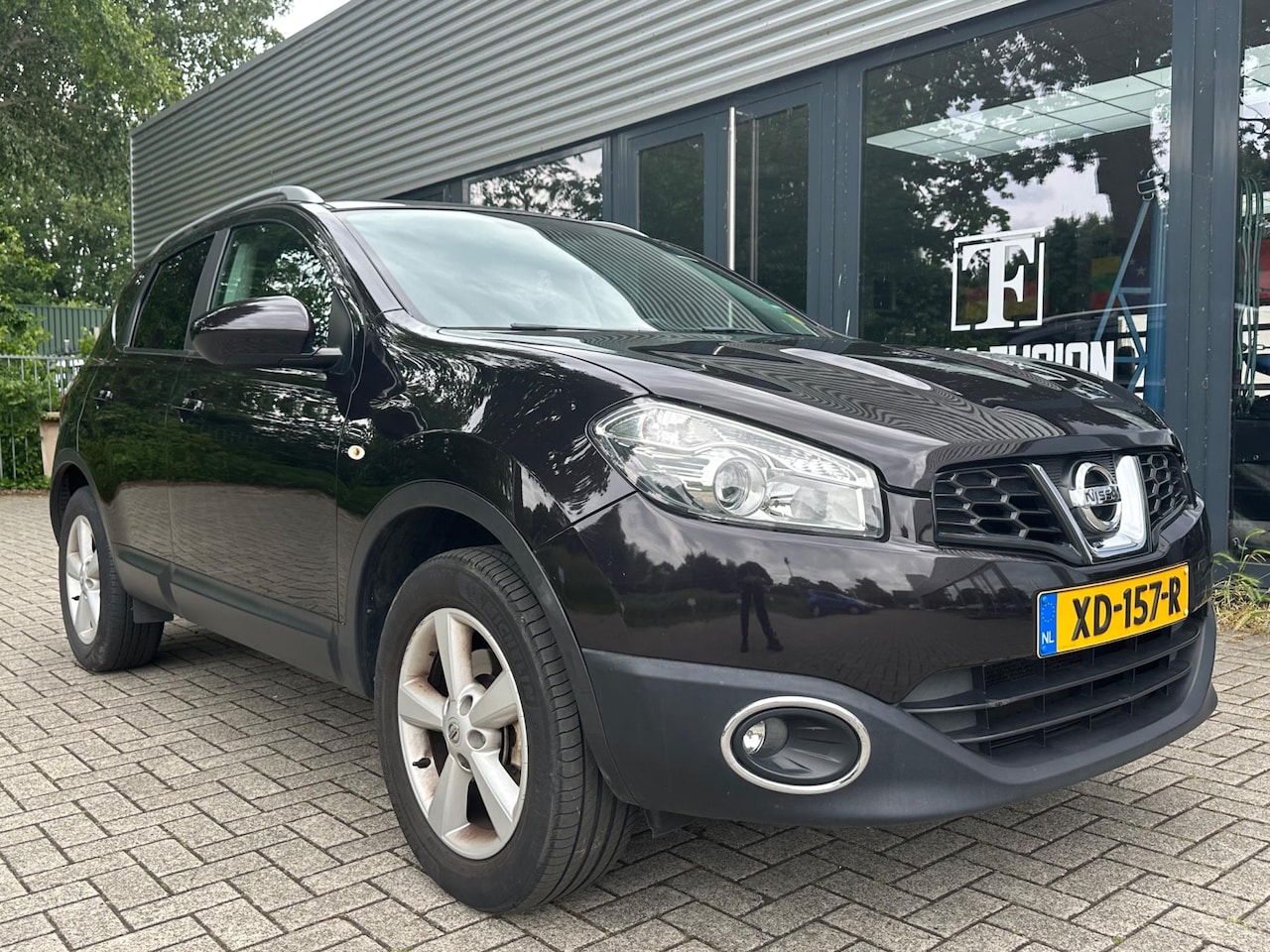 Nissan Qashqai - 2.0 Acenta Panoramadak Navi Camera Airco - AutoWereld.nl