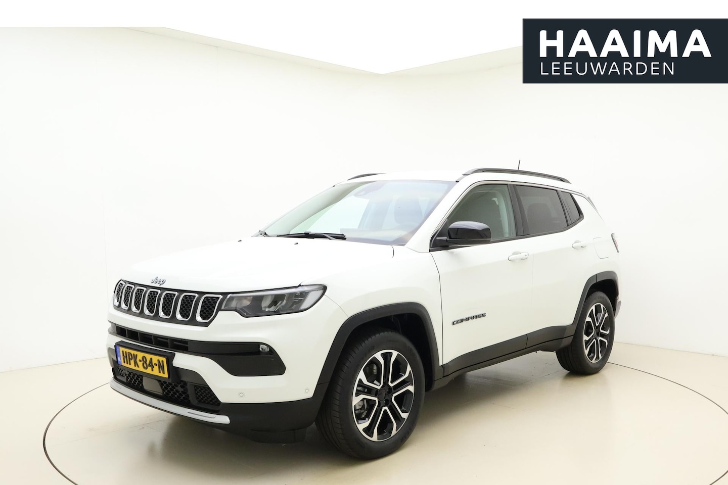 Jeep Compass - 4xe 190 Plug-in Hybrid Electric Limited Business | Achteruitrijcamera | Parkeersensoren V+ - AutoWereld.nl
