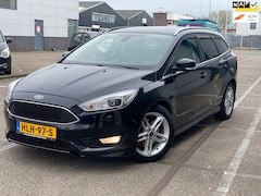 Ford Focus Wagon - 1.5 Titanium Edition/ ST pakket/ automaat/ 1e EIG/ dealeronderhouden/ 1jaar apk/ volle opt