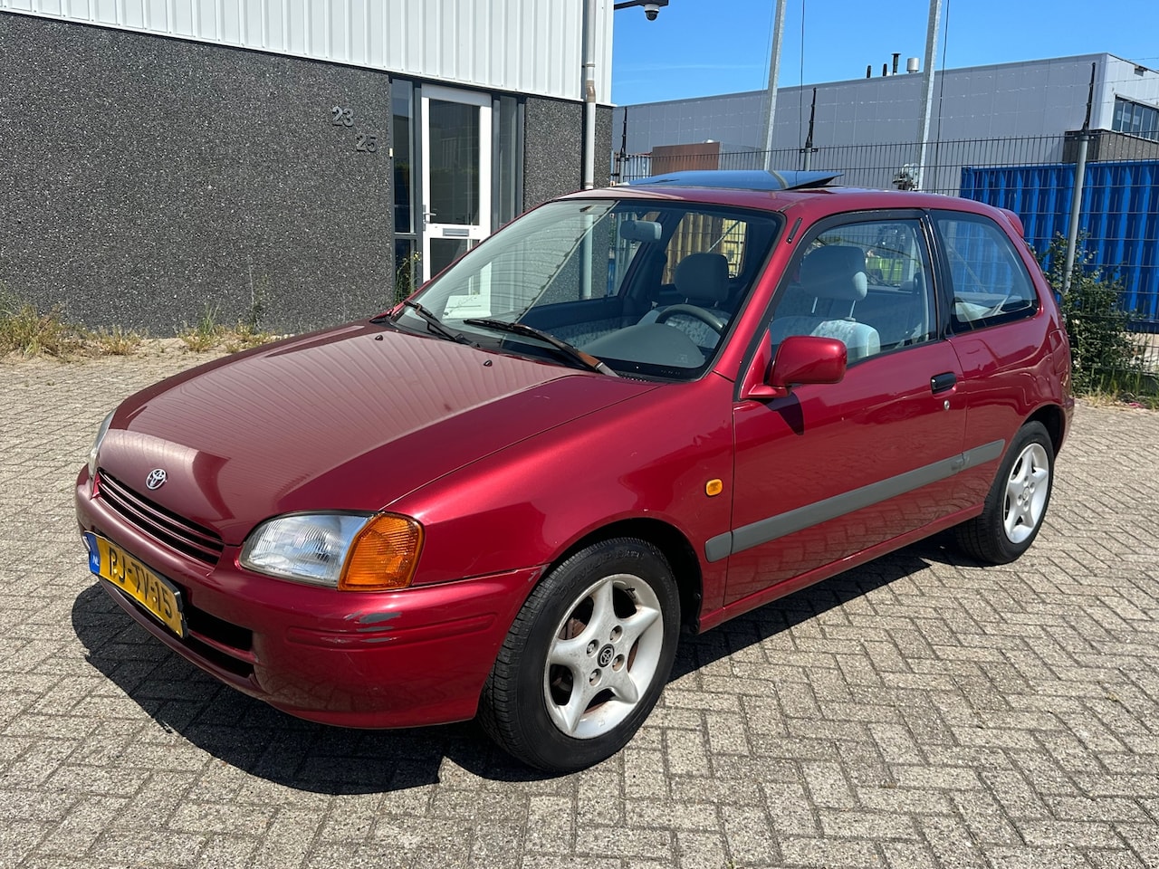 Toyota Starlet - 1.3-16V 1996 - AutoWereld.nl
