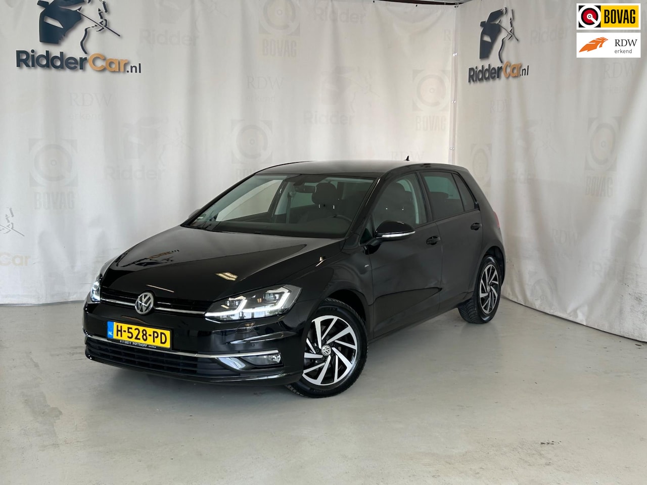 Volkswagen Golf - 1.6 TDI Highline Business R|GARANTIE|CRUISE|NAVI|VELGEN|BLUETOOTH - AutoWereld.nl