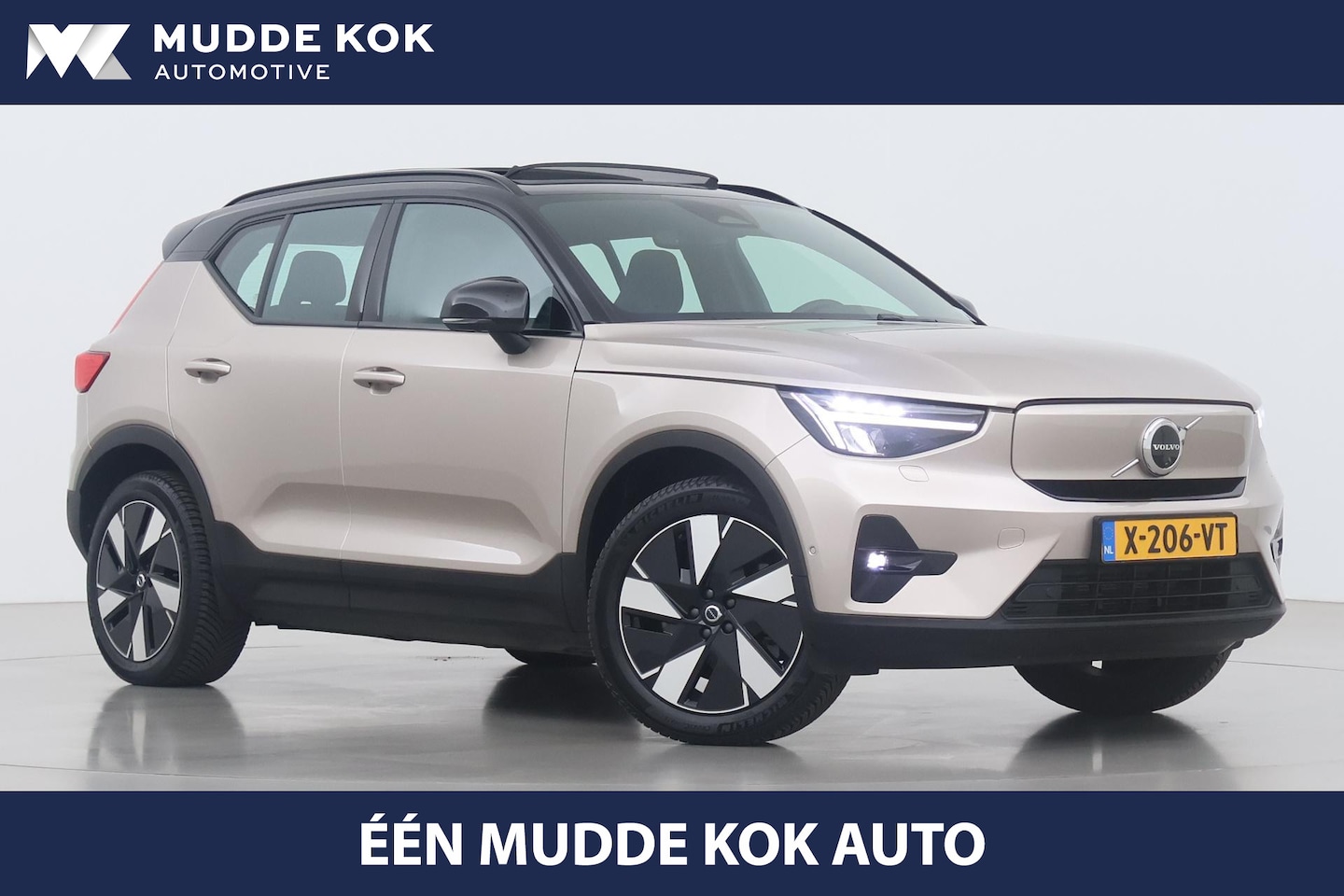 Volvo XC40 - Single Motor Extended Range Ultimate 82 kWh | ACC | 360° Camera | Panoramadak | BLIS | Sto - AutoWereld.nl