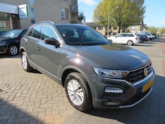 Volkswagen T-Roc - 1.0 TSI STYLE 61dKM 2021 NL AUTO
