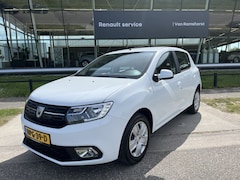 Dacia Sandero - 1.0 SCe Laureate / Apple Carplay - Android Auto / Airco / Navi / Elek Spiegels / Armsteun